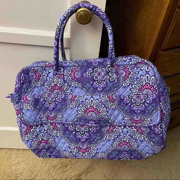 🎉4XHP🎉 BNWT Vera Bradley Grand Traveller - Picture 1 of 9